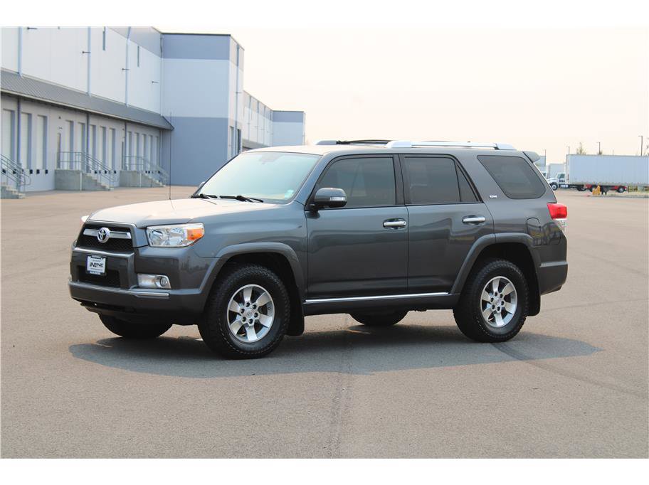 Used 2013 Toyota 4Runner SR5 w/ Premium Pkg