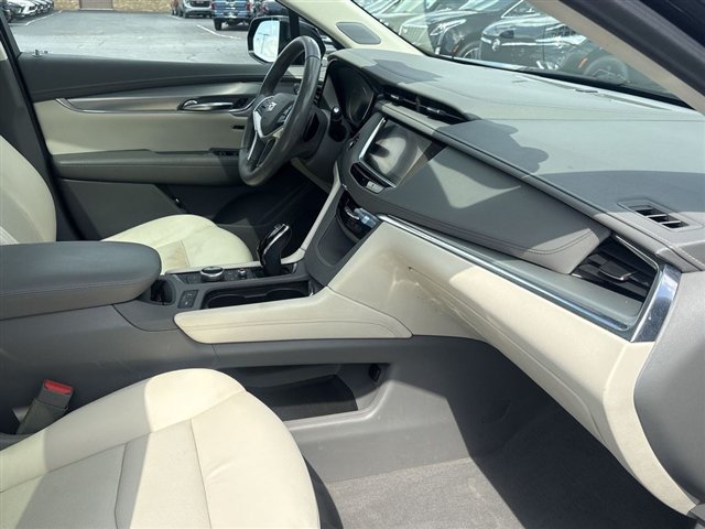 Certified 2020 Cadillac XT5 Premium Luxury FWD image 30