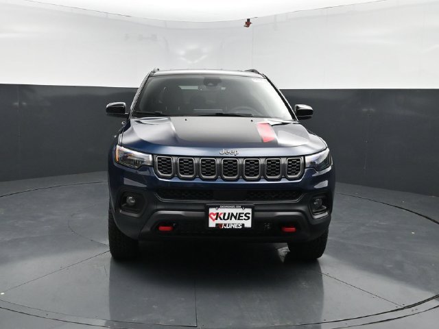 New 2026 Jeep Compass Trailhawk AWD/4WD image 2