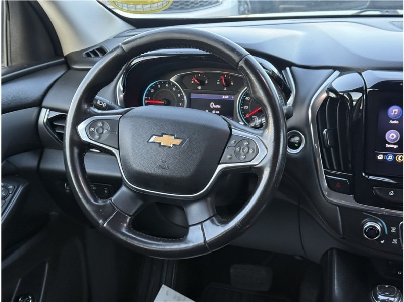 Used 2020 Chevrolet Traverse LT FWD image 37