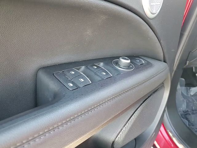 Used 2024 Alfa Romeo Stelvio Veloce AWD/4WD image 17