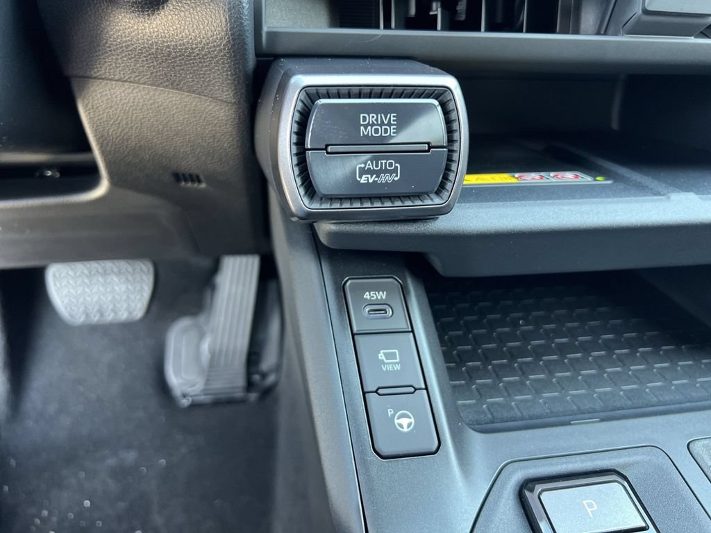 New 2026 Toyota RAV4 XSE AWD/4WD image 27
