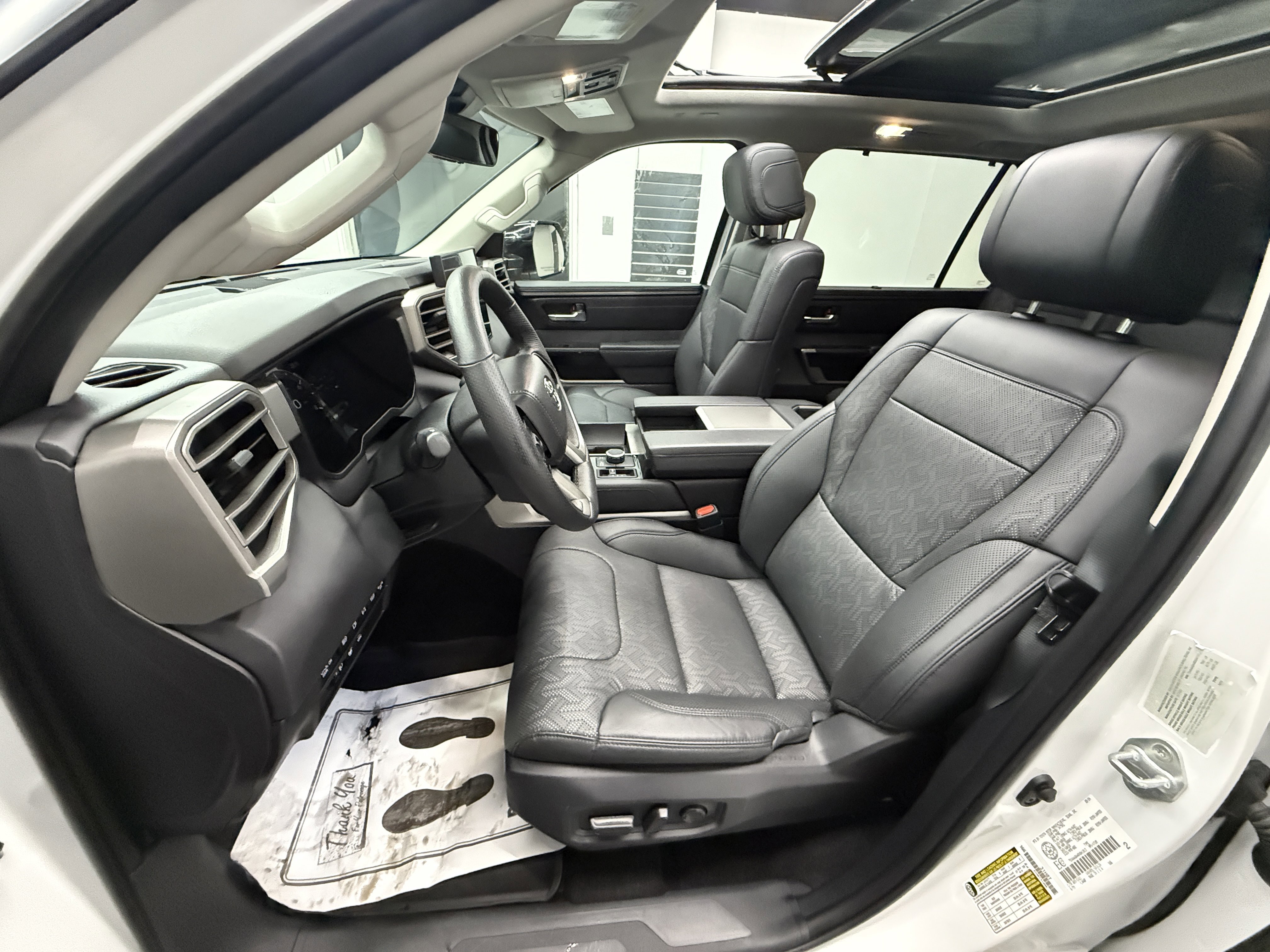 Used 2024 Toyota Sequoia Limited image 11