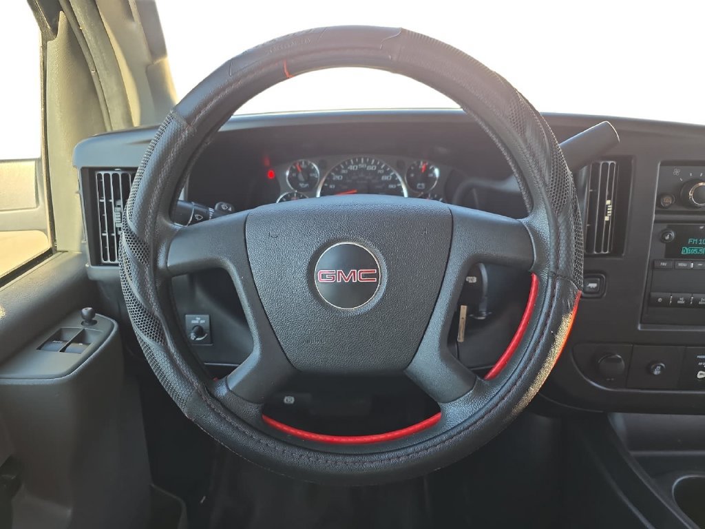 Used 2022 GMC Savana 3500 Extended RWD image 33