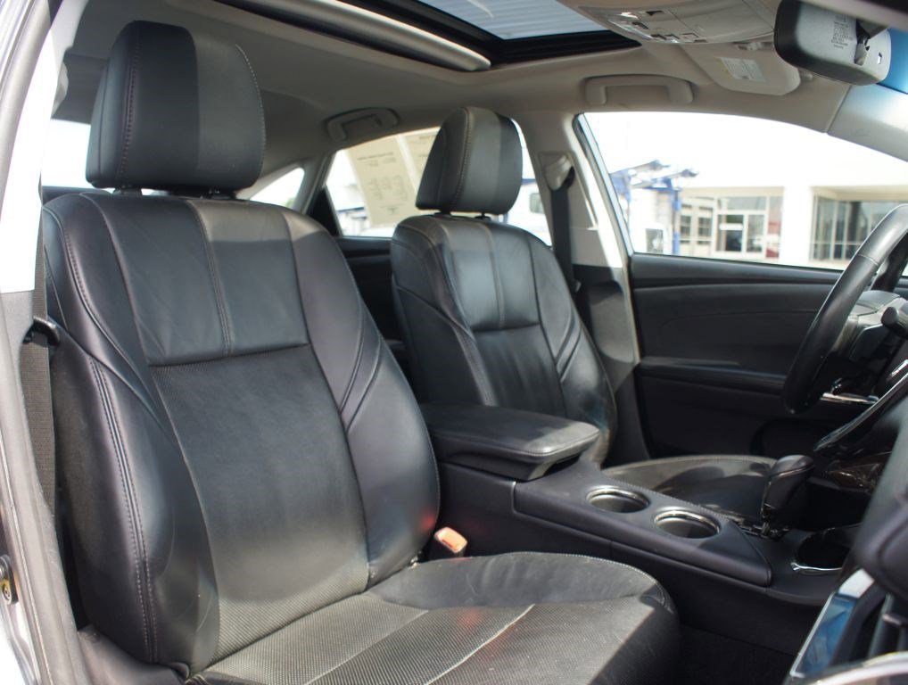 Used 2013 Toyota Avalon Limited FWD image 22