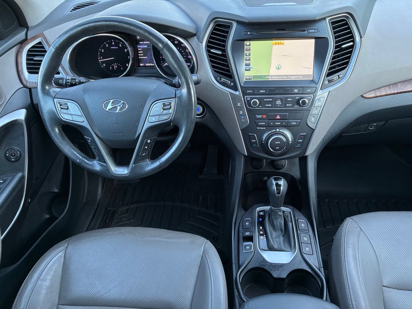 Used 2017 Hyundai Santa Fe Limited FWD image 17
