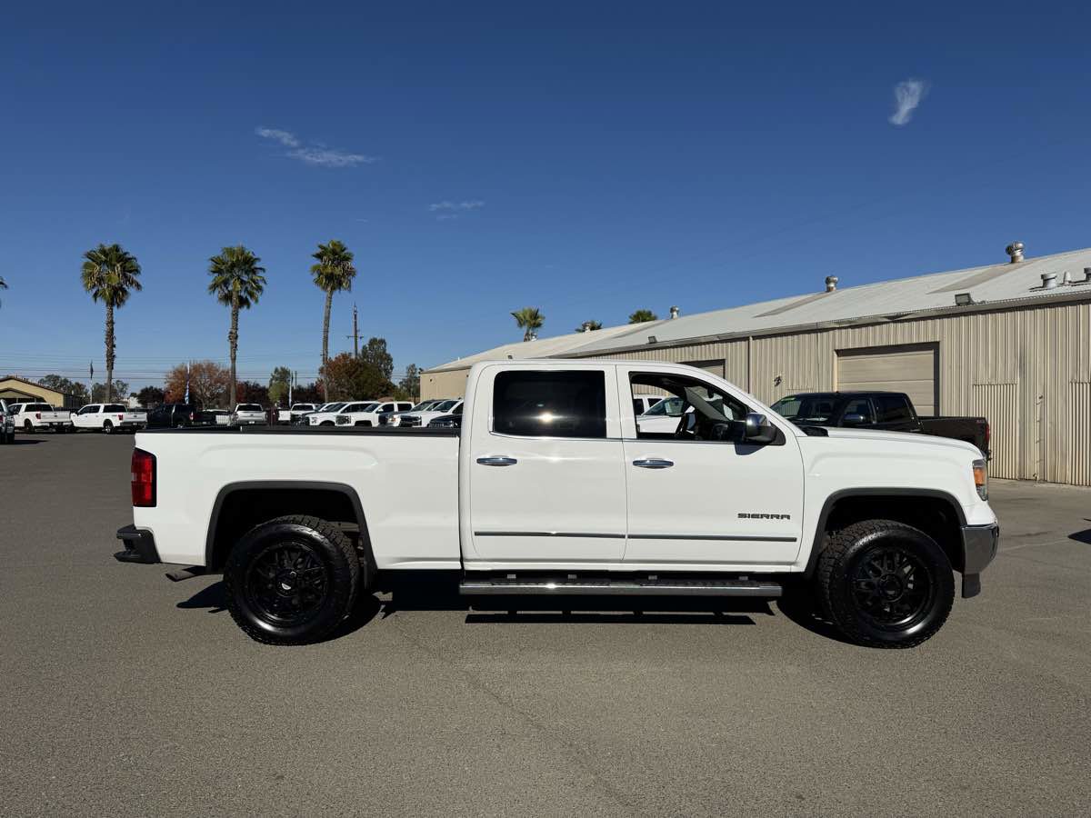 Used 2015 GMC Sierra 1500 SLT w/ SLT Crew Cab Value Package image 14