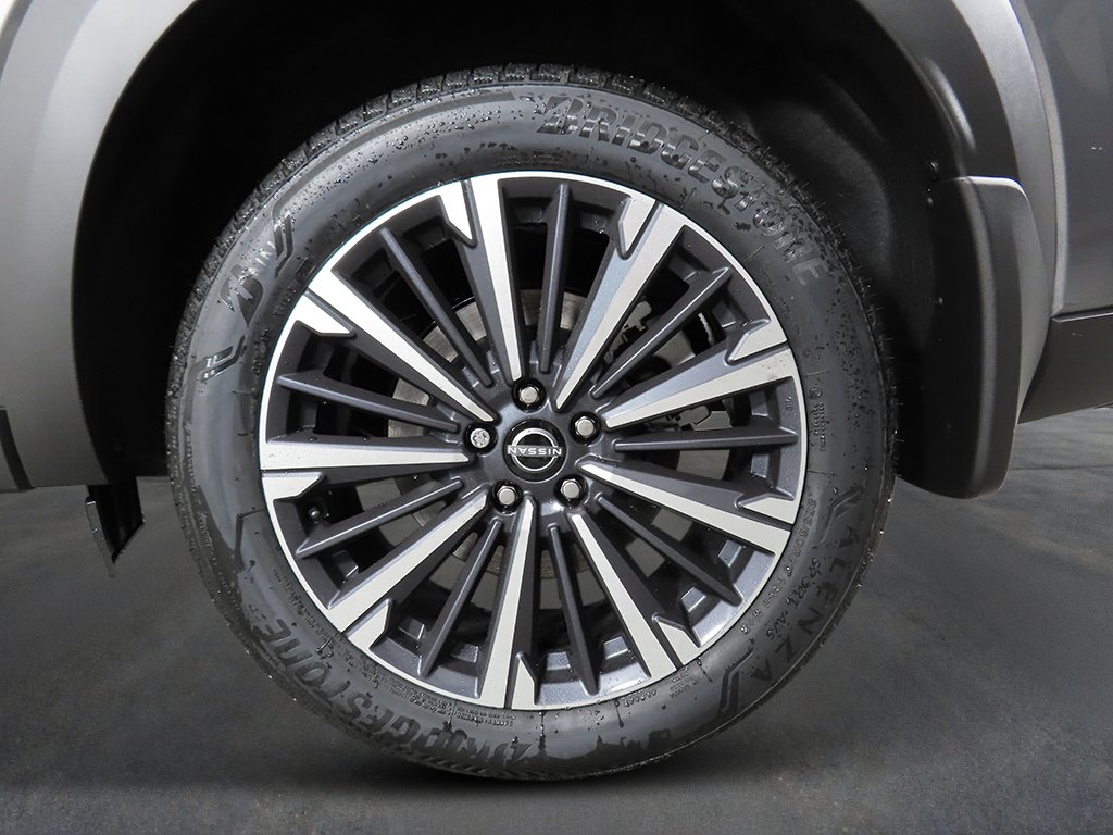 New 2026 Nissan Pathfinder Platinum AWD/4WD image 9