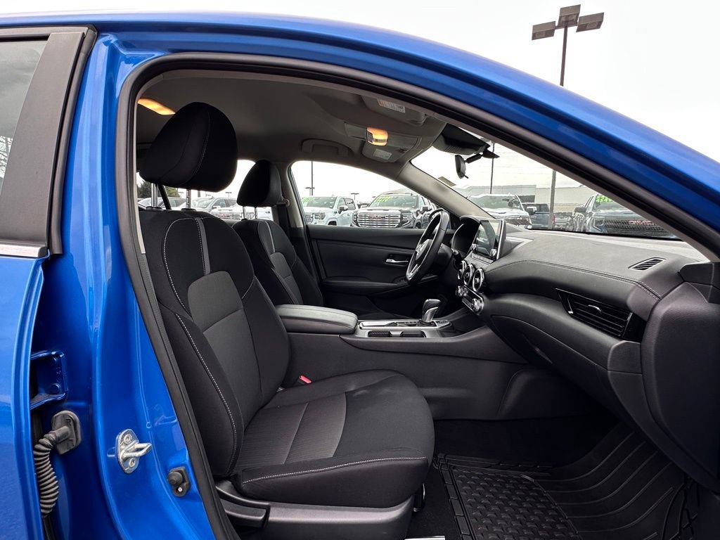 Used 2021 Nissan Sentra SV FWD image 13