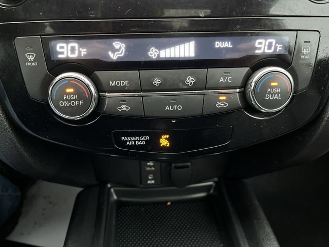 Used 2015 Nissan Rogue SL w/ SL Premium Package image 19