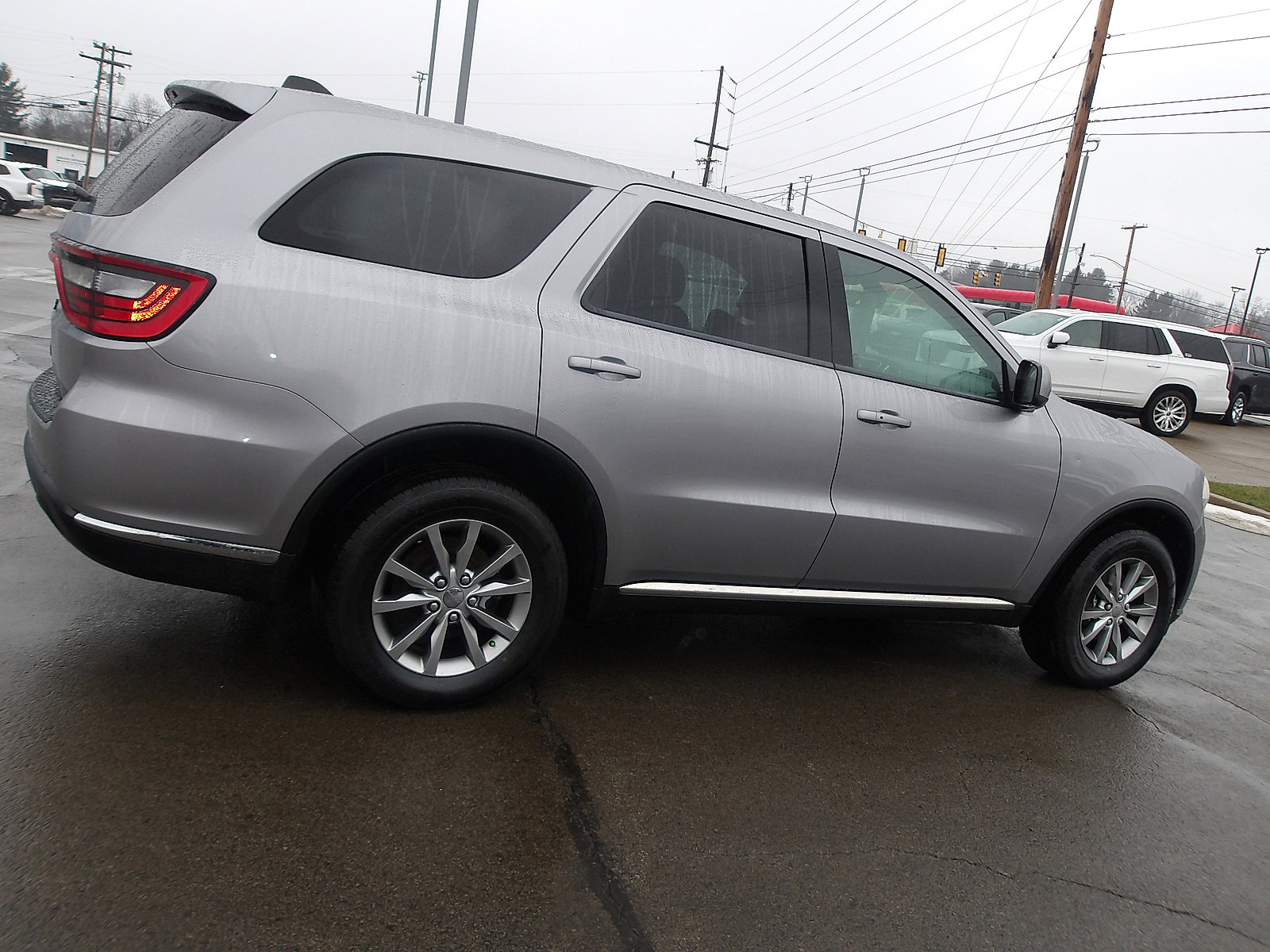 Used 2017 Dodge Durango SXT w/ 3rd Row Seating Group image 8