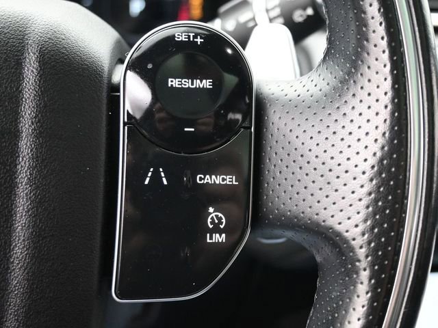 Used 2020 Land Rover Range Rover Velar R-Dynamic S image 16