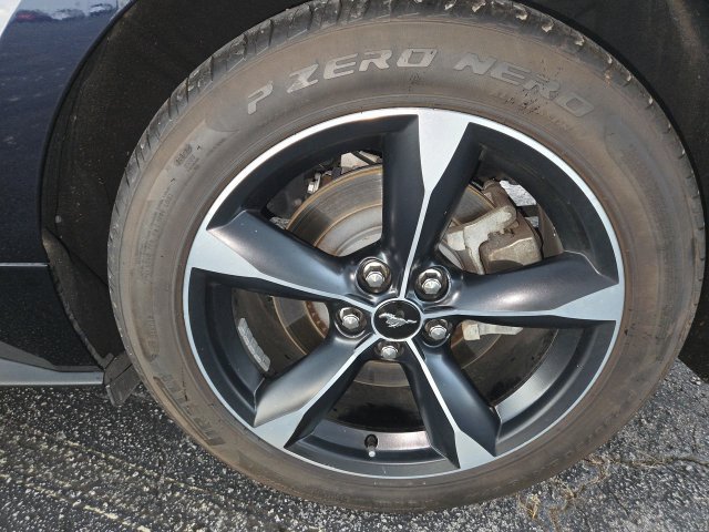 Used 2021 Ford Mustang GT RWD image 10