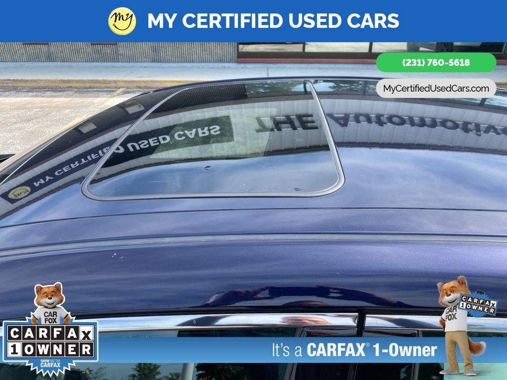 Used 2022 Toyota Avalon Limited FWD image 9