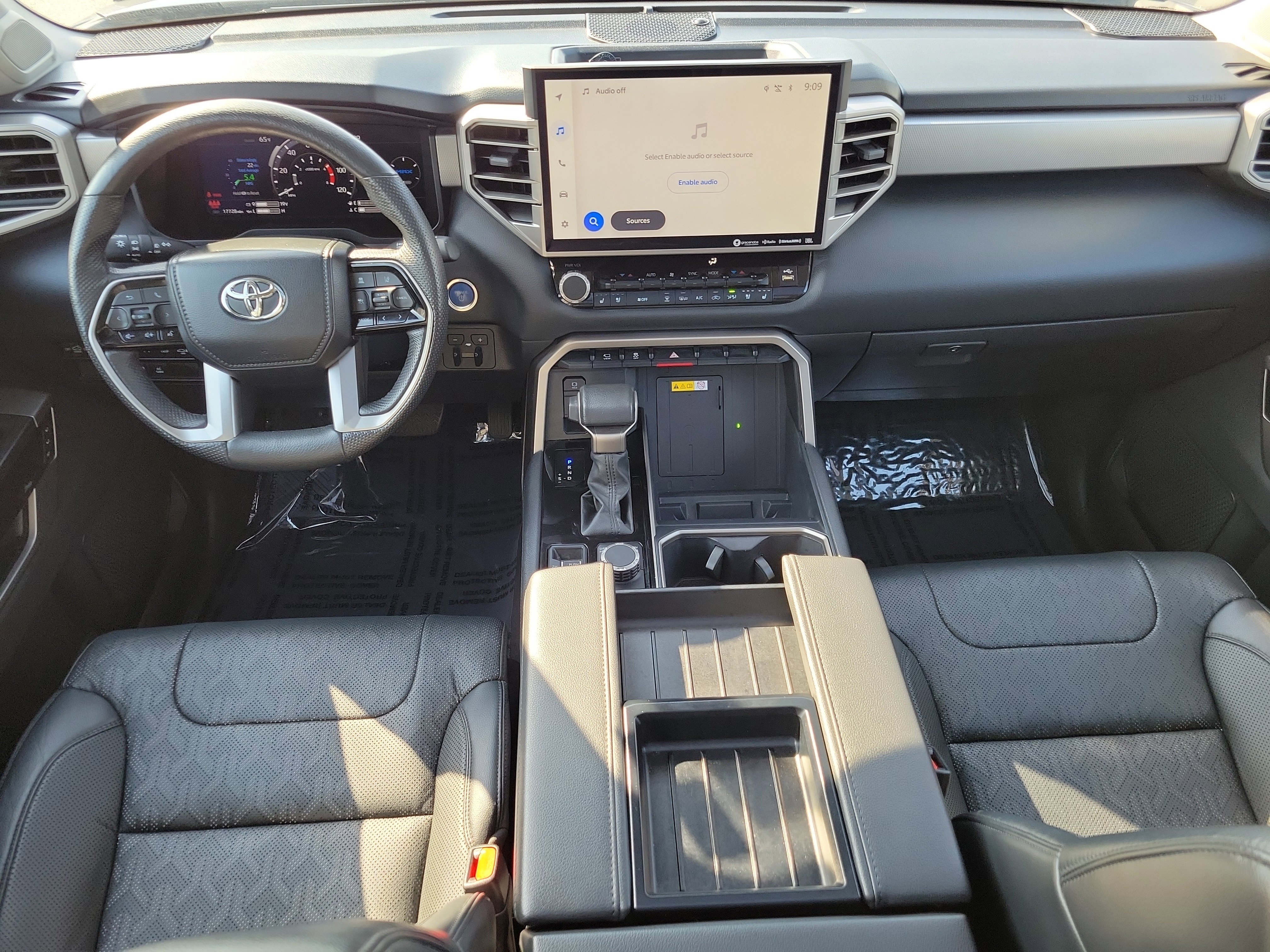 Used 2024 Toyota Tundra Limited image 13