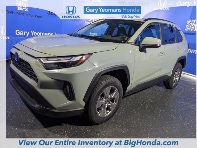 Used 2022 Toyota RAV4 XLE image 10