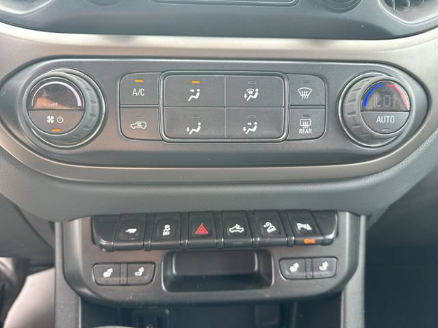 Used 2022 Chevrolet Colorado Z71 AWD/4WD image 39
