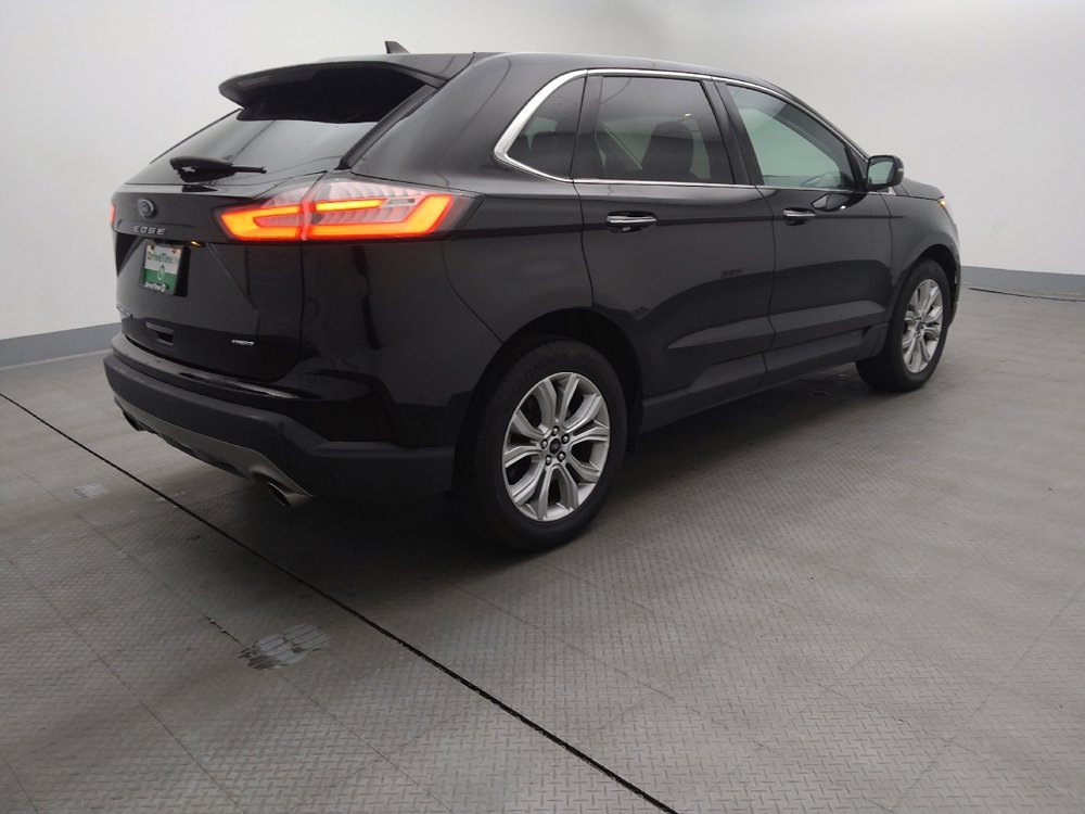 Used 2024 Ford Edge Titanium image 10