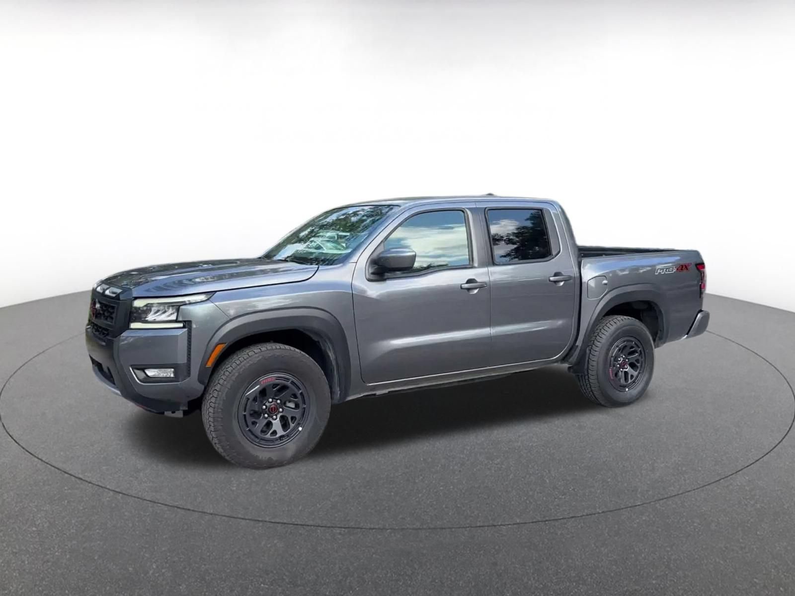 Used 2026 Nissan Frontier PRO-4X AWD/4WD image 8