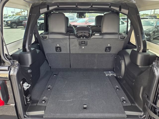 New 2026 Jeep Wrangler Sahara AWD/4WD image 10