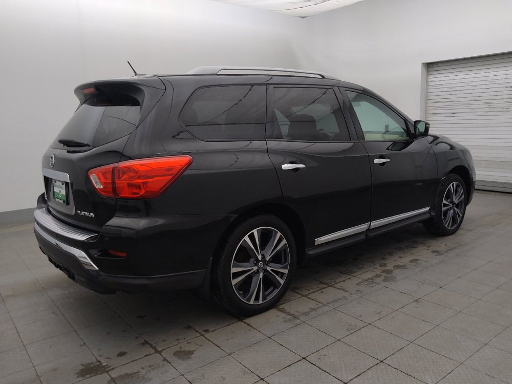 Used 2017 Nissan Pathfinder Platinum FWD image 10