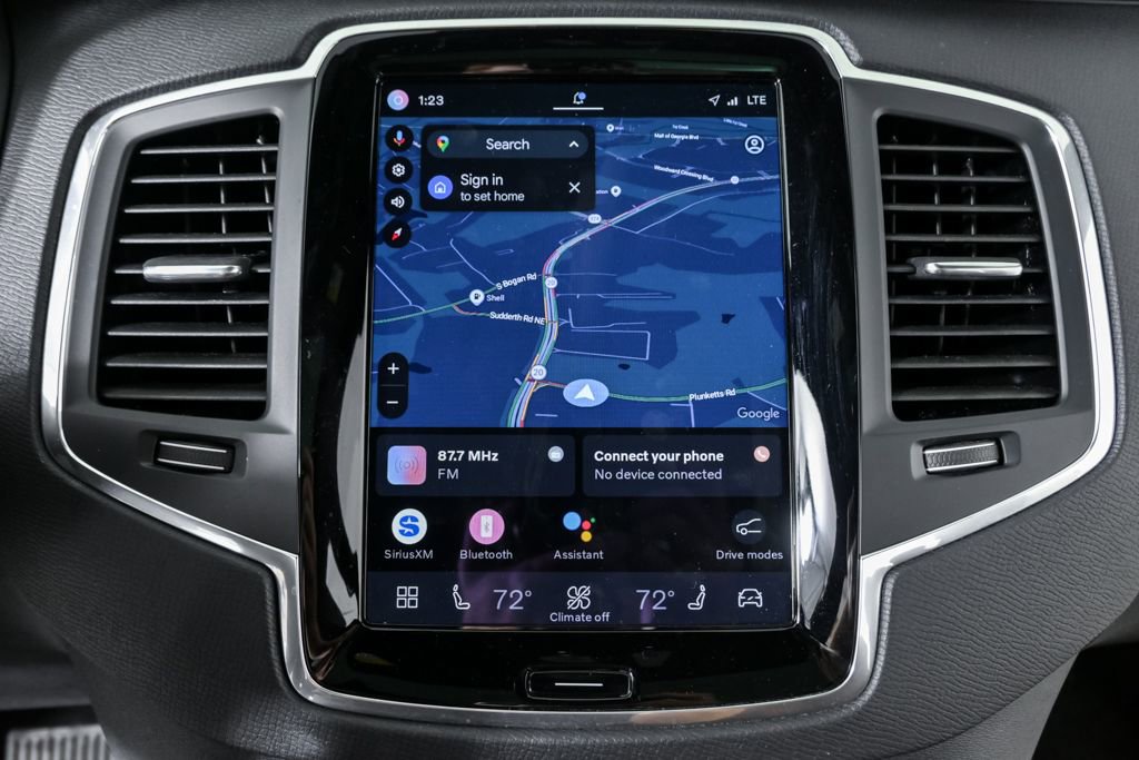 Certified 2024 Volvo XC90 T8 Core image 16