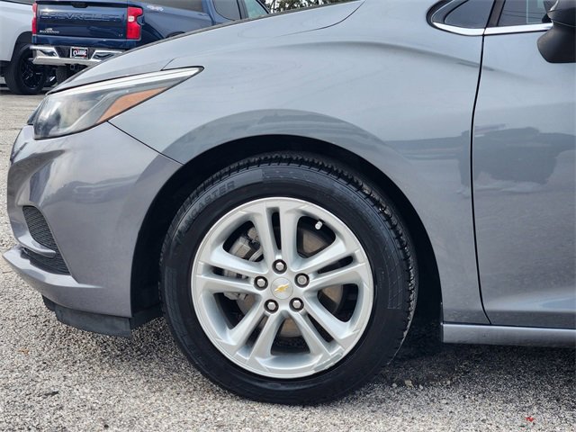 Used 2018 Chevrolet Cruze LT image 8