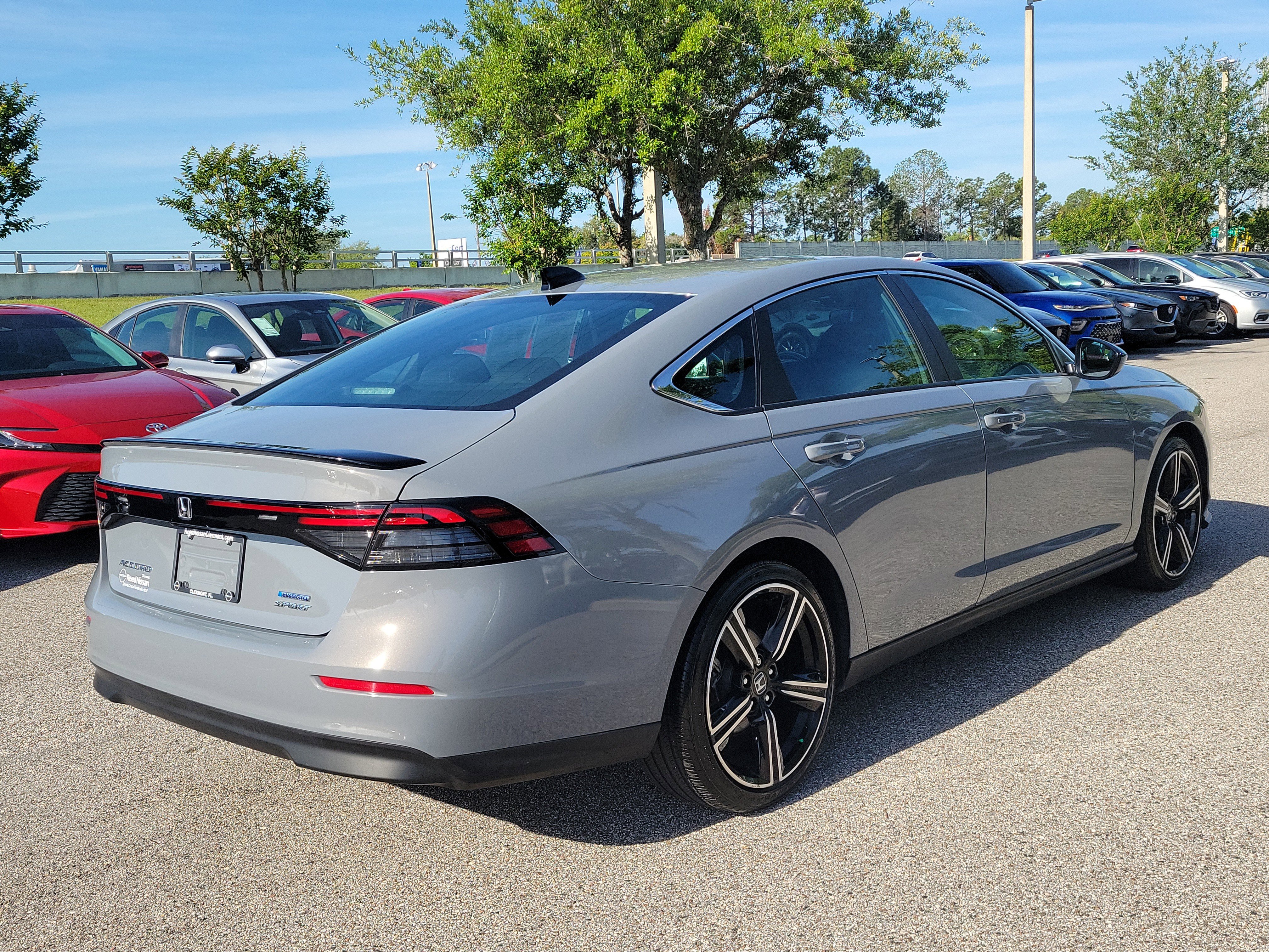 Used 2025 Honda Accord Sport image 5