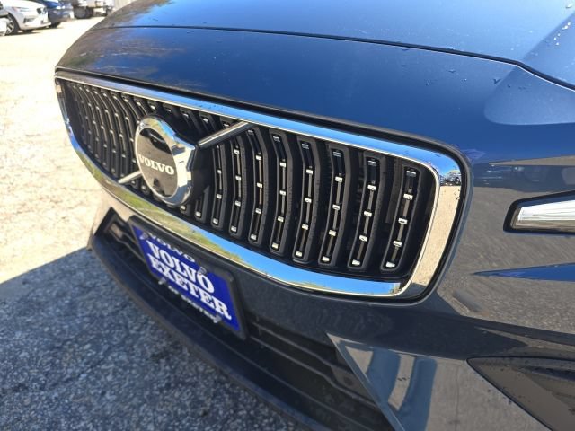 New 2026 Volvo V60 B5 Cross Country Ultra w/ Protection Package Premier AWD/4WD image 11