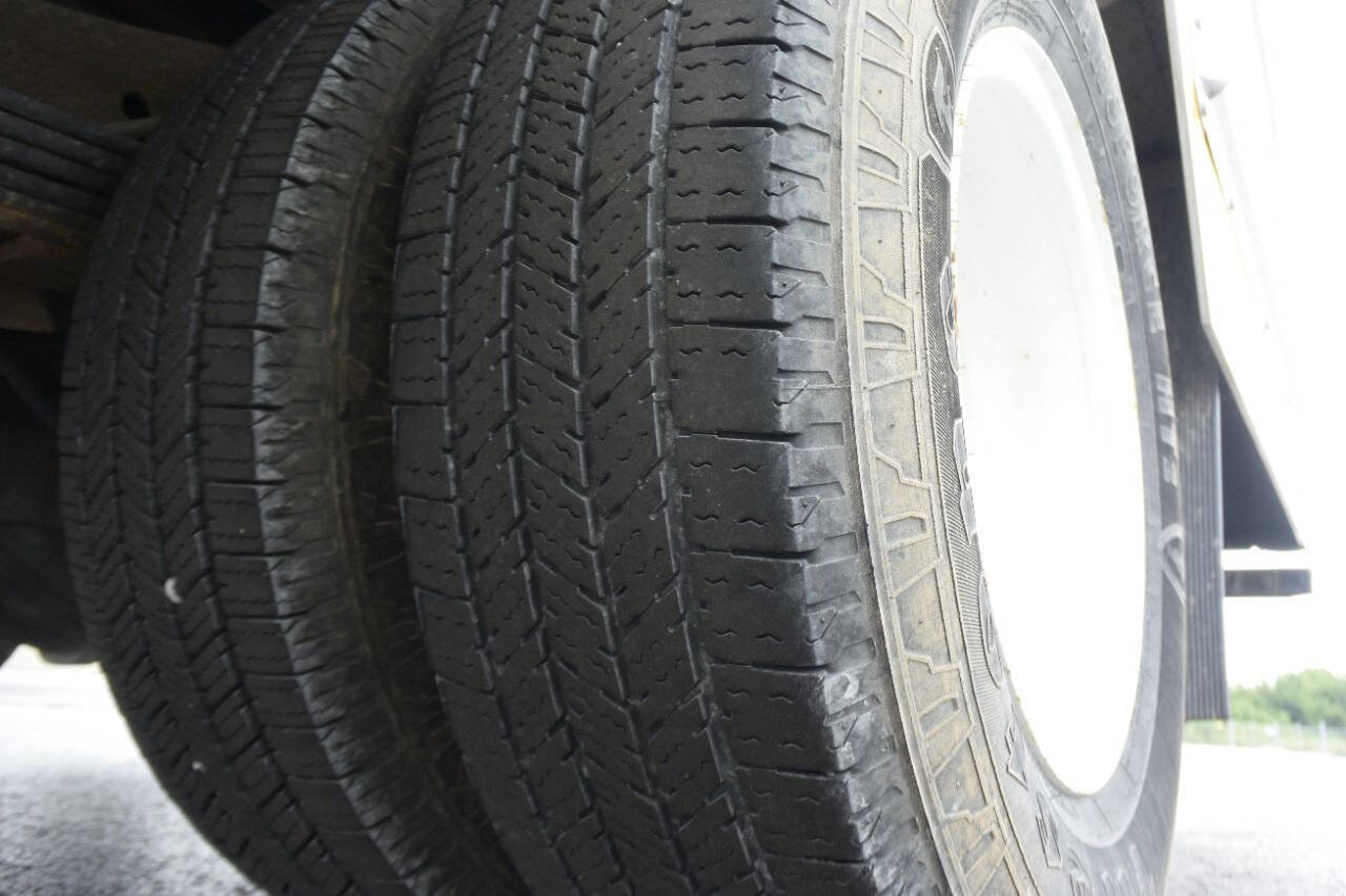 Used 2021 GMC Savana 3500 Extended w/ Power Convenience Package image 42