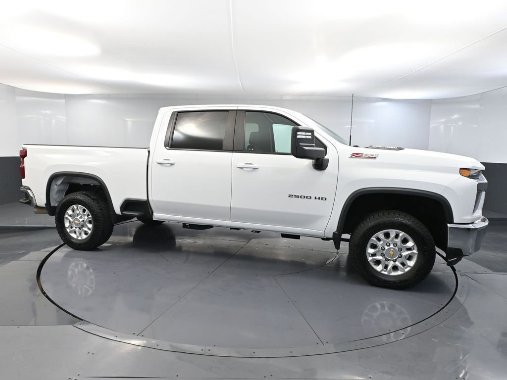 Used 2023 Chevrolet Silverado 2500 LT image 4
