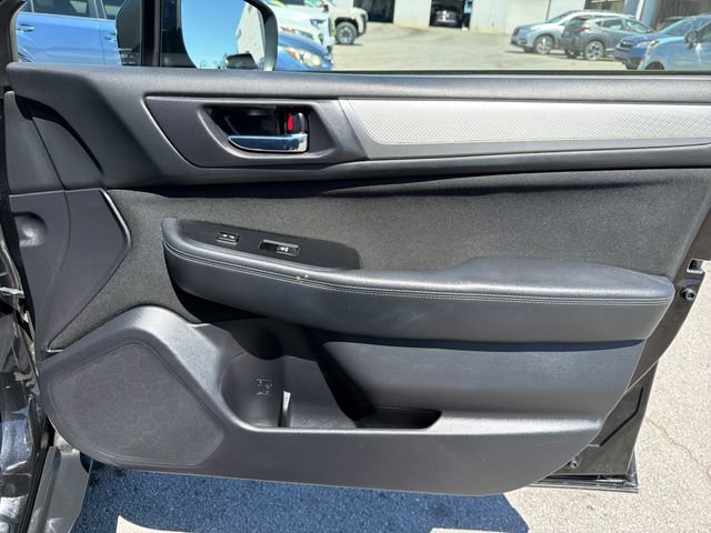 Used 2019 Subaru Outback 2.5i Premium AWD/4WD image 23