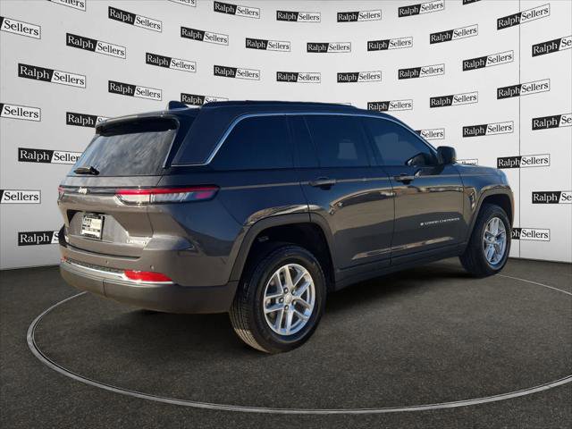 Certified 2025 Jeep Grand Cherokee Laredo X image 6