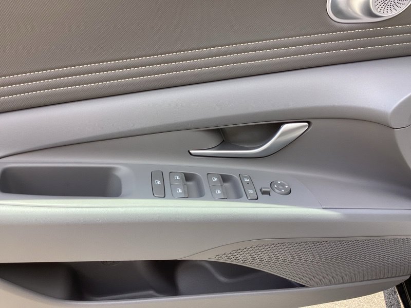 New 2026 Hyundai Elantra SEL Sport Premium FWD image 19