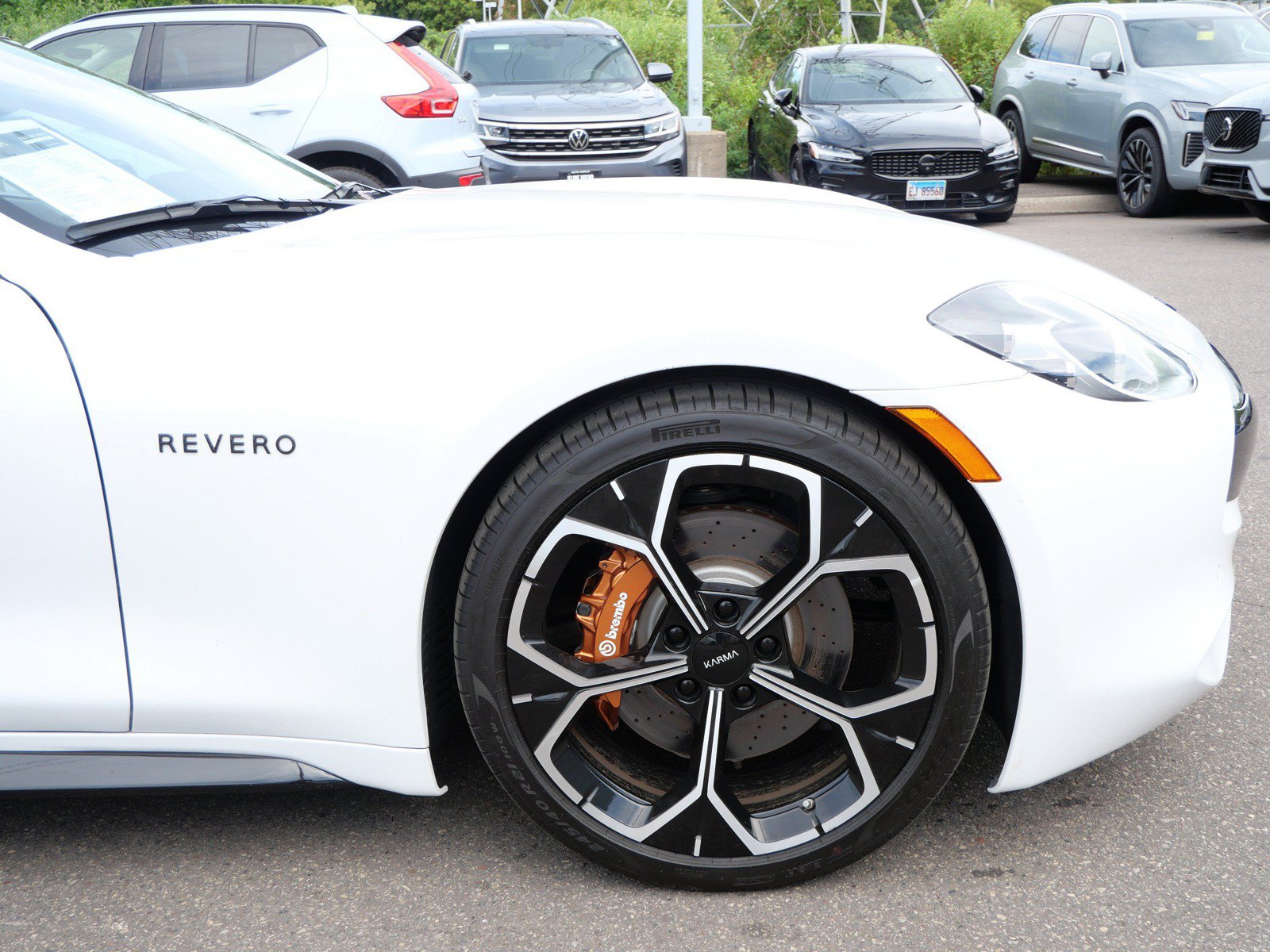 Used 2025 Karma Revero Luxury RWD image 9