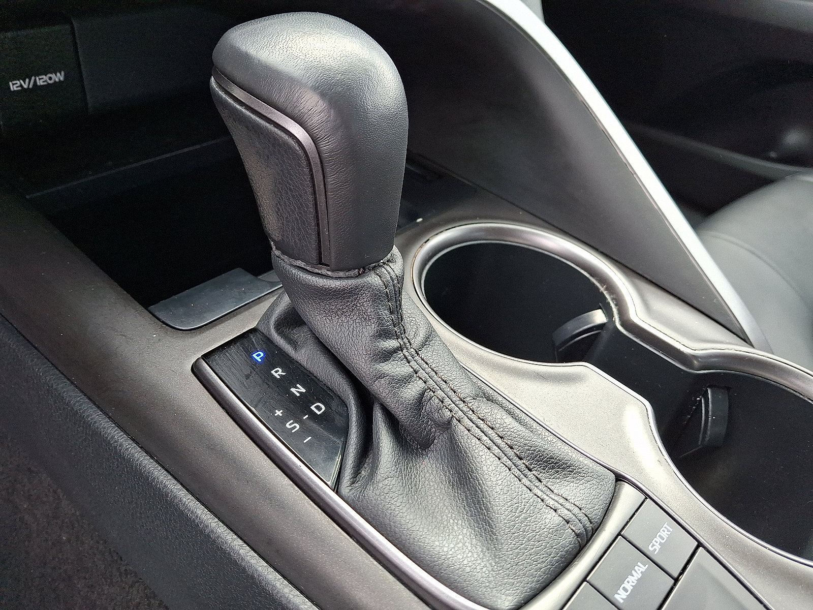 Certified 2023 Toyota Camry SE image 15