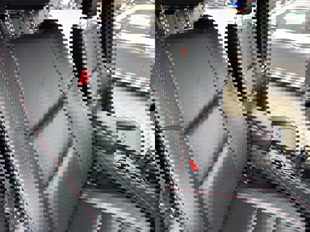 Used 2024 Dodge Durango GT image 32