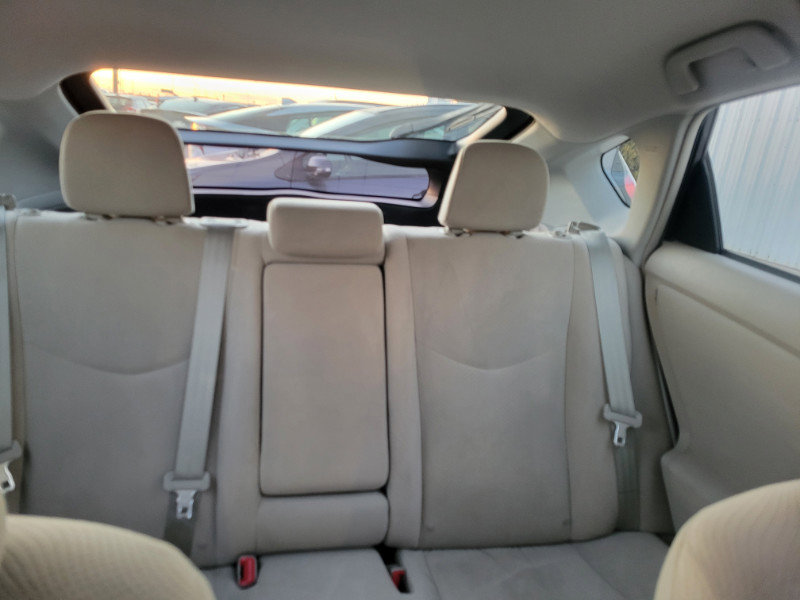 Used 2015 Toyota Prius Two image 21