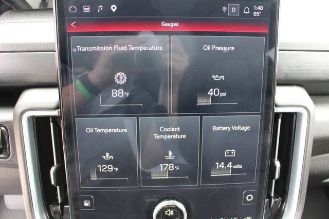 Used 2025 GMC Yukon Denali w/ Sun & Power Step Package image 20