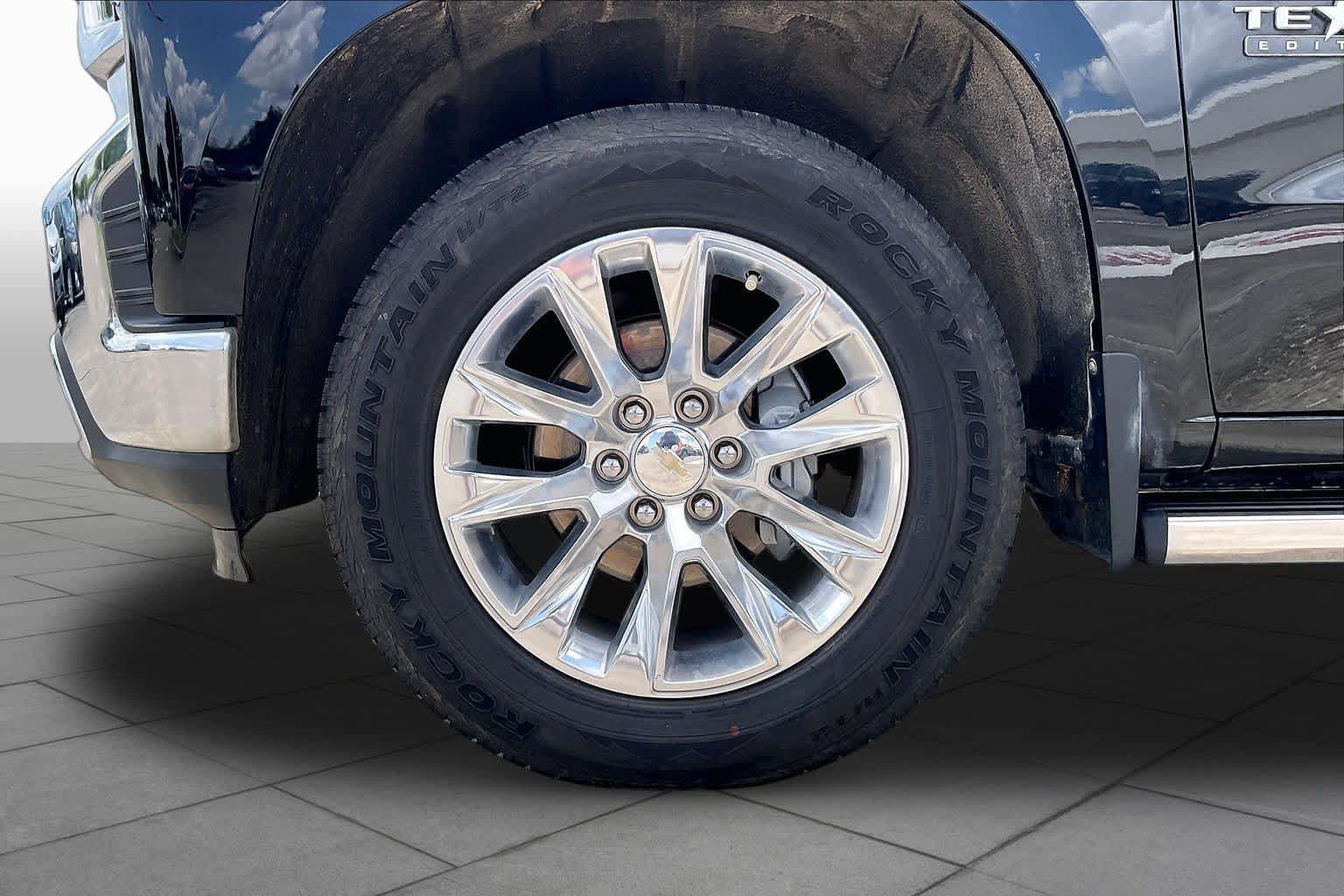 Used 2022 Chevrolet Silverado 1500 LTZ w/ LTZ Premium Texas Edition AWD/4WD image 10