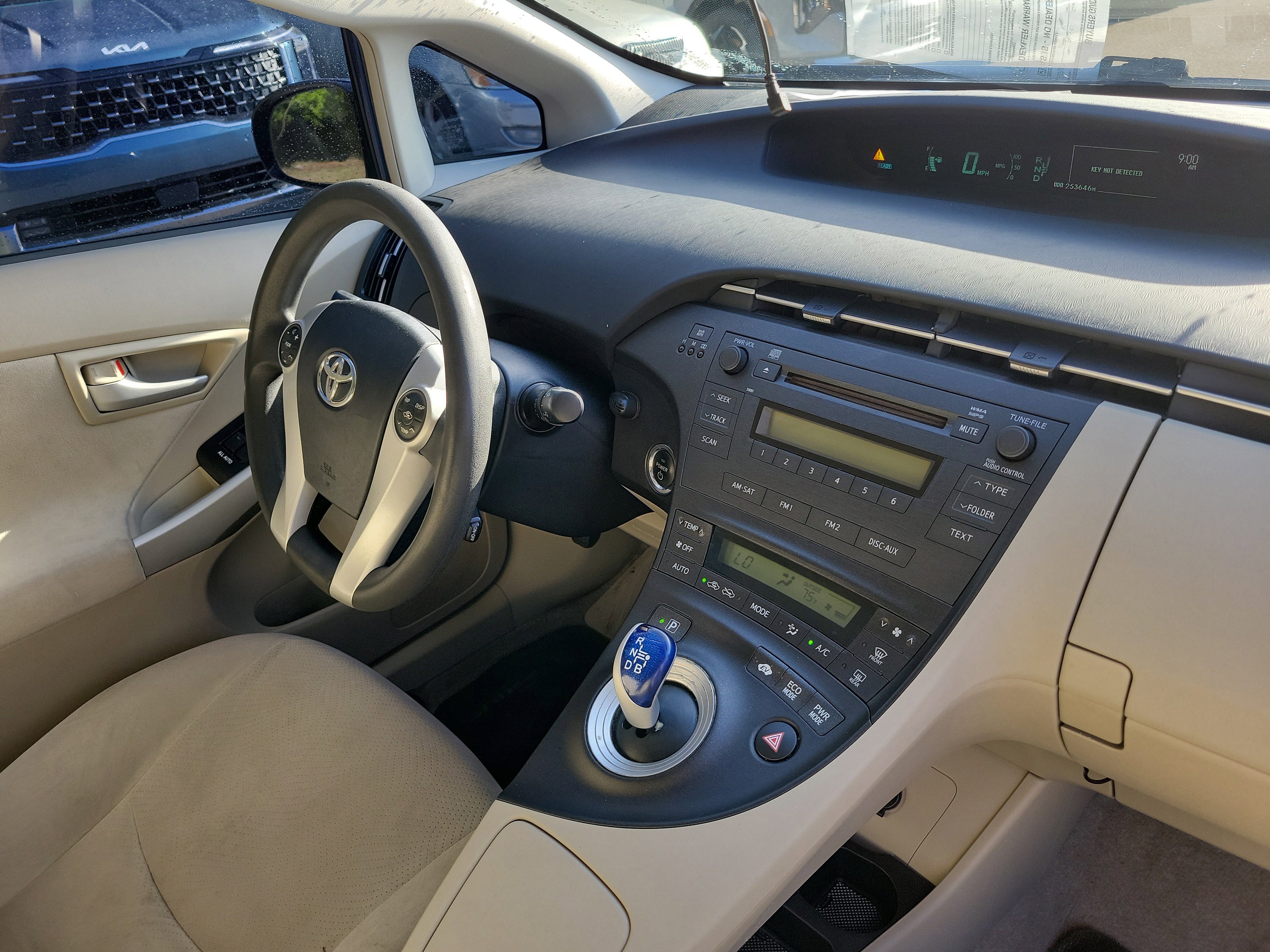 Used 2010 Toyota Prius Two image 8