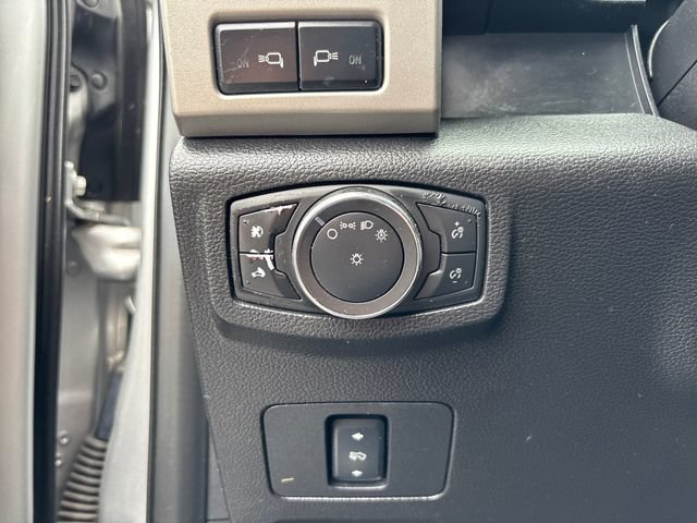 Used 2017 Ford F250 Lariat w/ Lariat Value Package AWD/4WD image 33