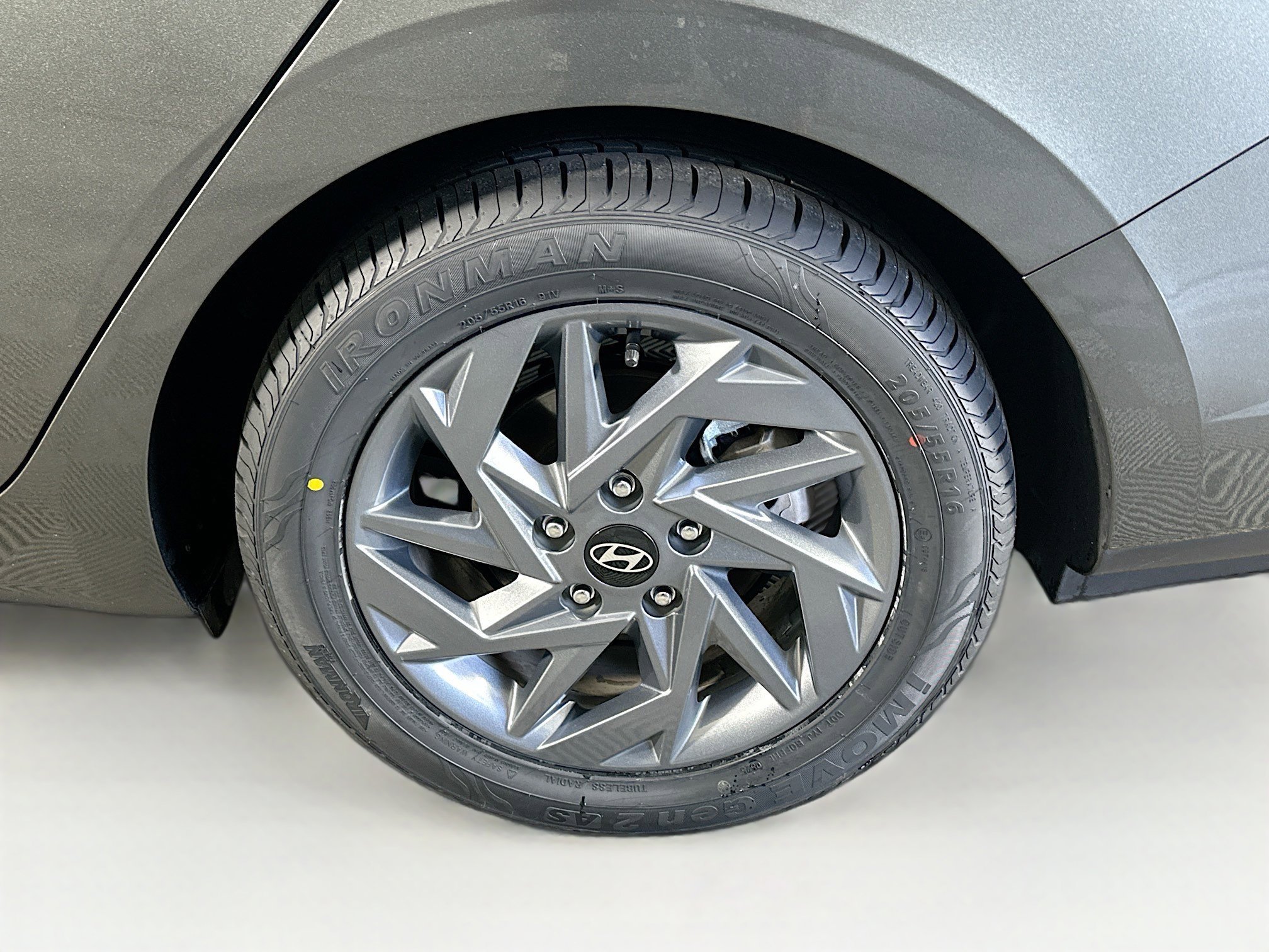 Used 2024 Hyundai Elantra SEL image 11