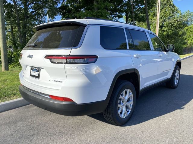 Used 2023 Jeep Grand Cherokee L Limited AWD/4WD image 7