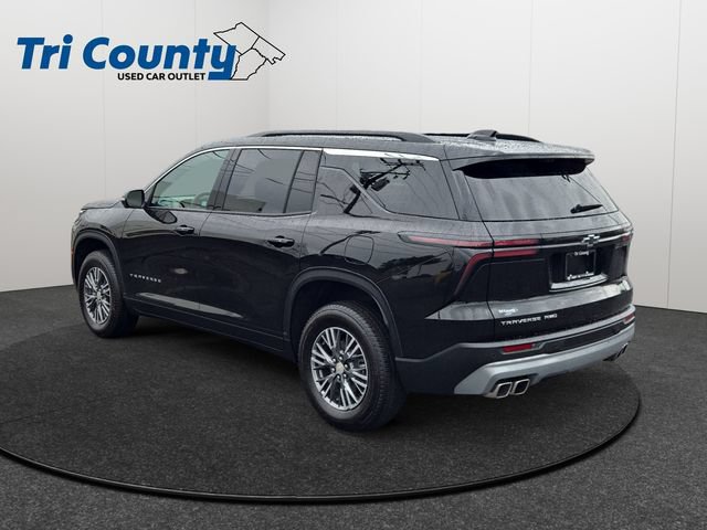 Used 2026 Chevrolet Traverse LT w/ Driver Confidence Package AWD/4WD image 6