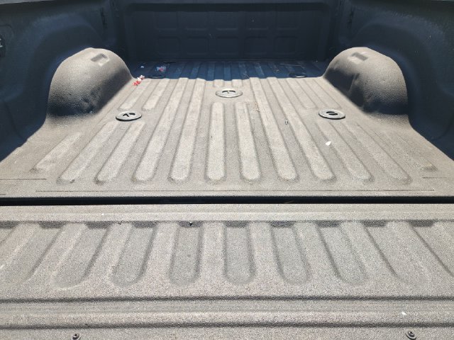 Used 2025 RAM 3500 Limited AWD/4WD image 32