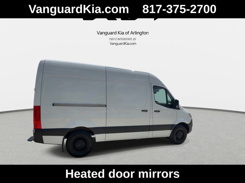 Used 2025 Mercedes-Benz Sprinter 2500 image 10