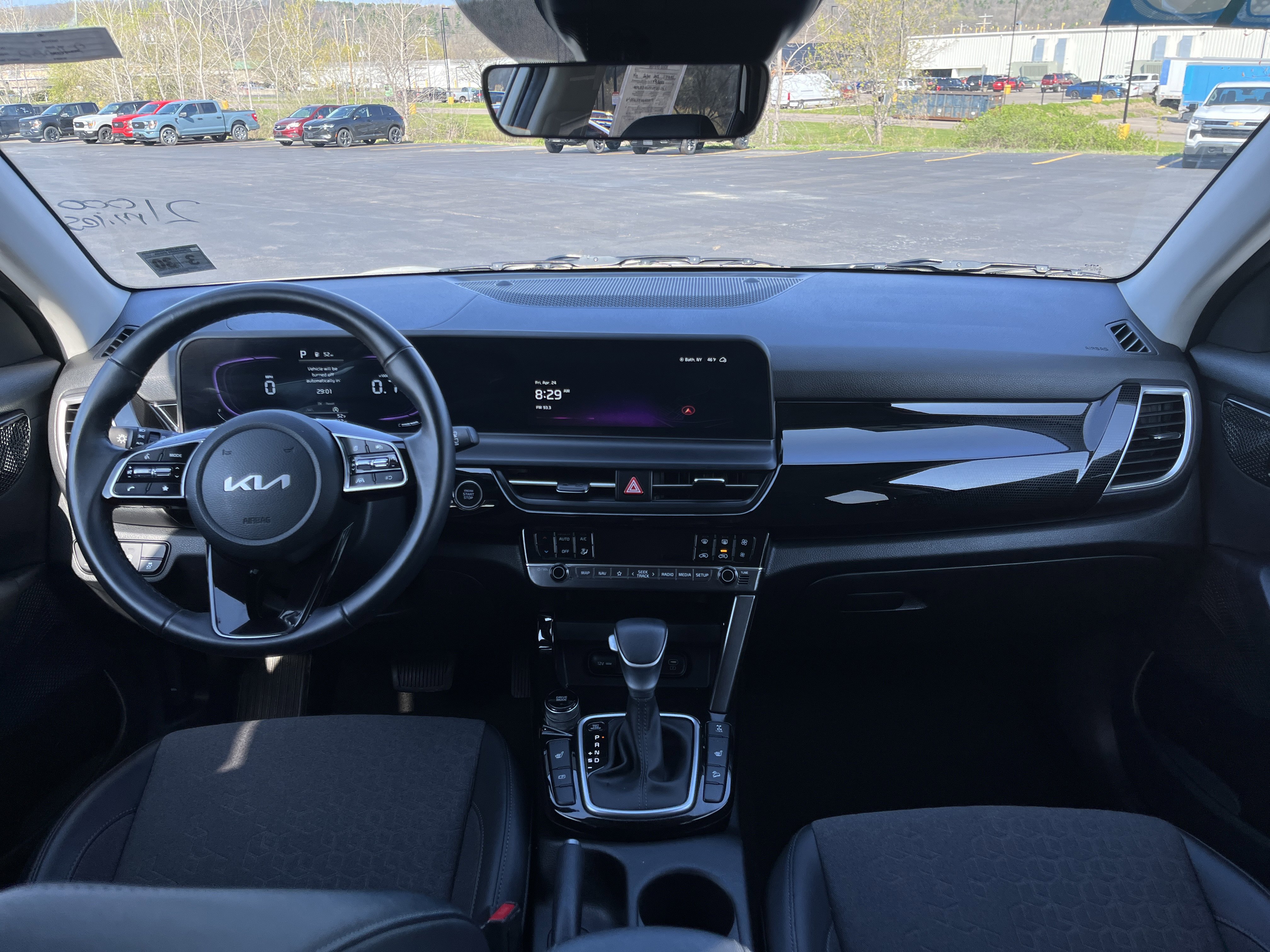 Used 2025 Kia Seltos S AWD/4WD image 25