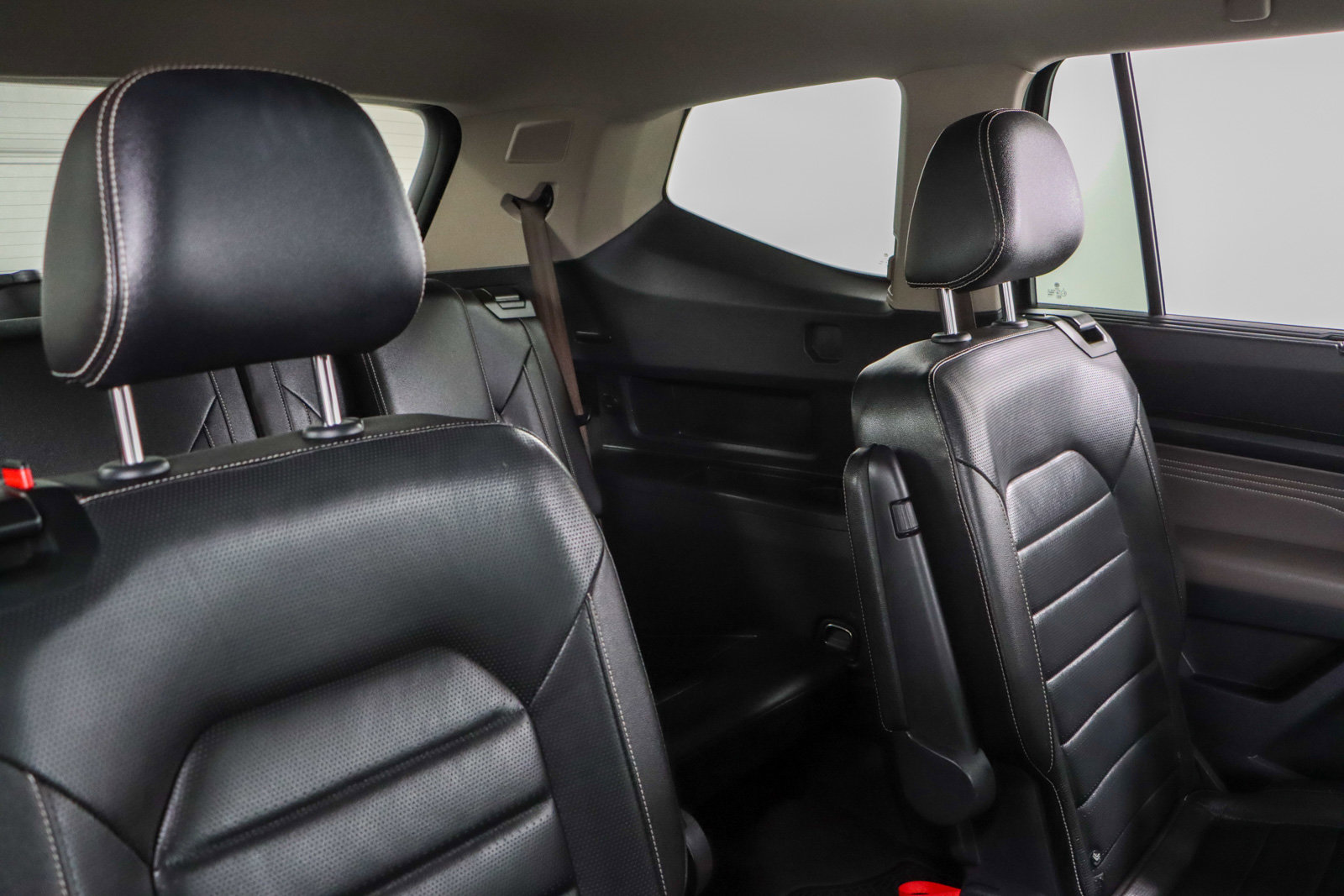 Used 2022 Volkswagen Atlas SEL Premium image 30