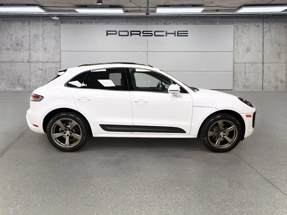 New 2026 Porsche Macan AWD/4WD image 8